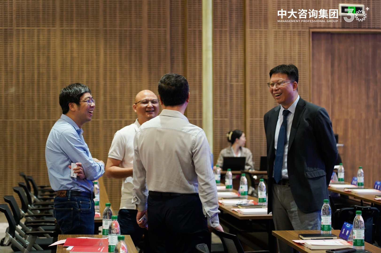 “建企新機(jī)遇,出海創(chuàng)未來(lái)”——中大咨詢成功舉辦國(guó)際業(yè)務(wù)高質(zhì)量發(fā)展圓桌論壇 “建企新機(jī)遇,出海創(chuàng)未來(lái)”——中大咨詢成功舉辦國(guó)際業(yè)務(wù)高質(zhì)量發(fā)展圓桌論壇
