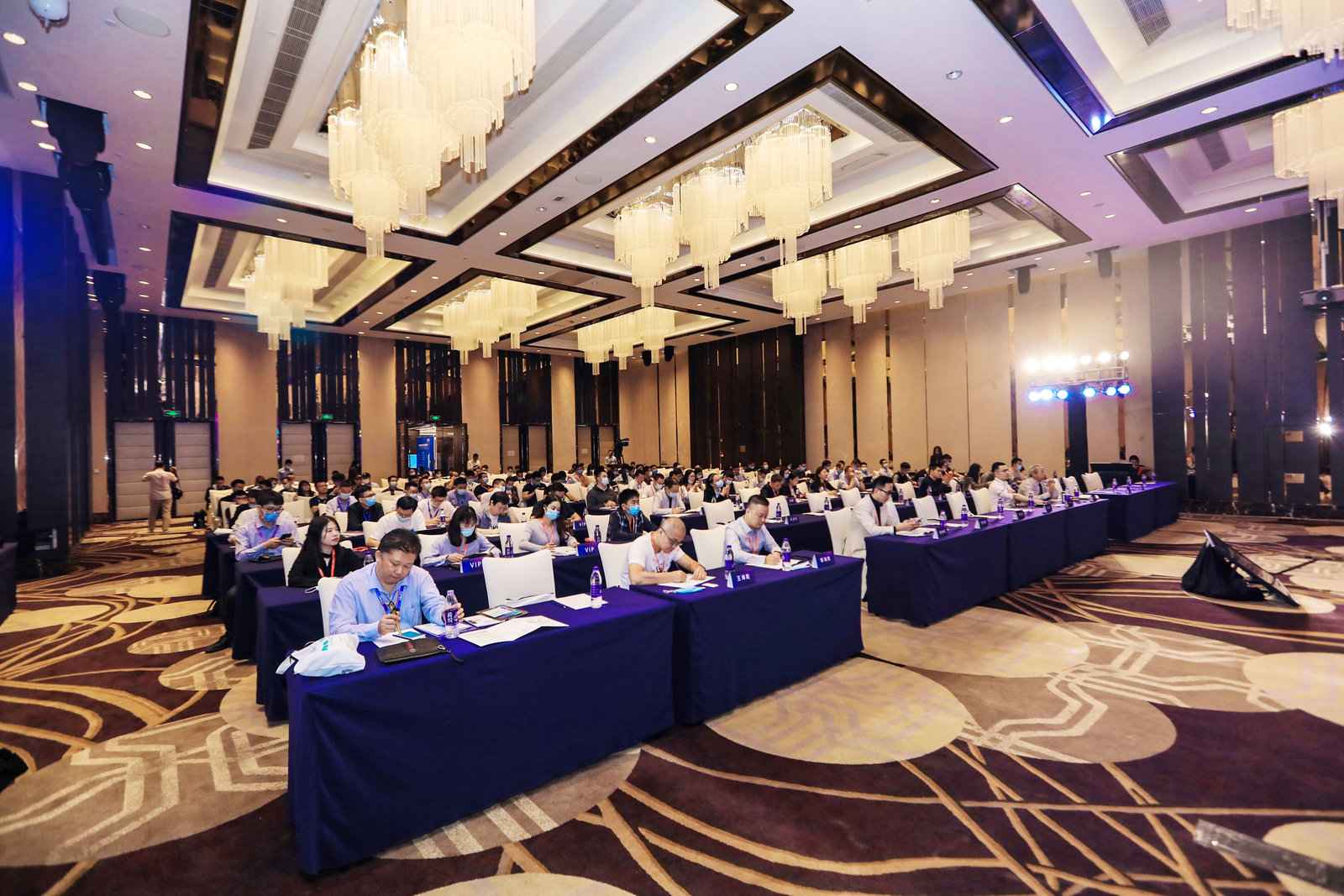 中大咨詢(xún)吳能全教授受邀出席2020SaaS應(yīng)用大會(huì)并做主題演講