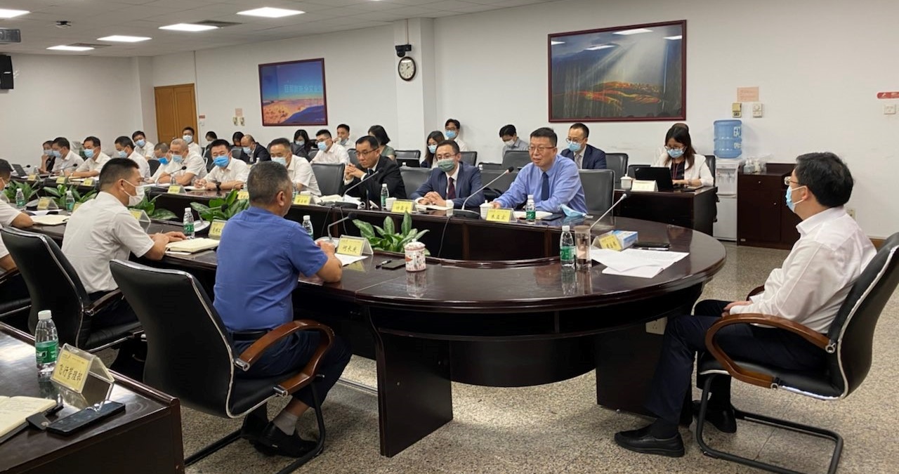 中大咨詢?yōu)樯詈搅可矶ㄖ屏讼到y(tǒng)化的企業(yè)文化建設(shè)思路和實(shí)施策略，將重點(diǎn)圍繞文化理念升級(jí)和落地深植兩大核心，幫助深航企業(yè)文化煥發(fā)新活力。